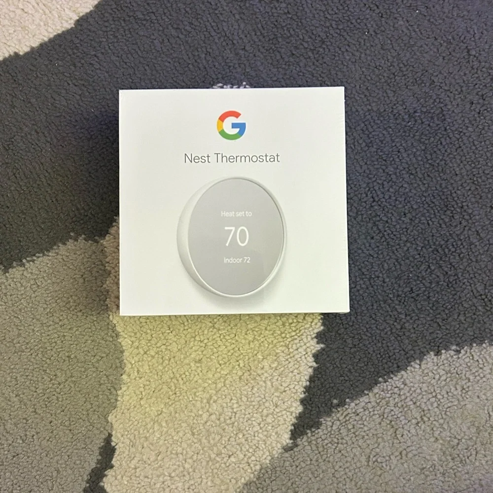 Google Smart Thermostat Device with Energy-Saving Features
